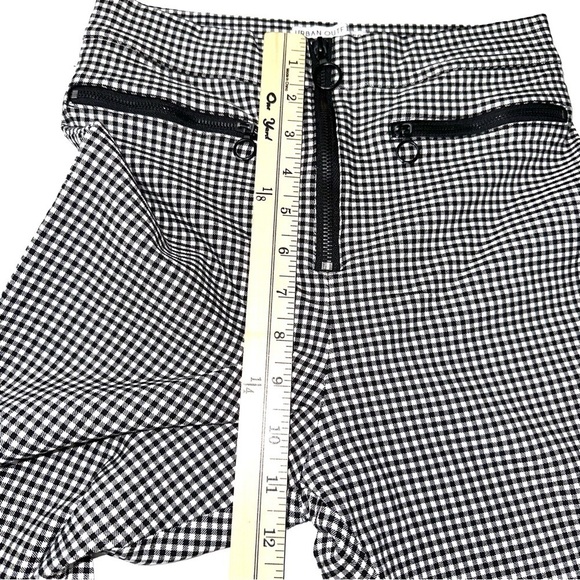 Urban Outfitters Susie High Rise Gingham Plaid Black White Pants sz 6 - Picture 11 of 16